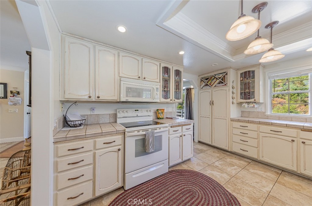 50622 Critter Creek Ln, Oakhurst, CA 93644