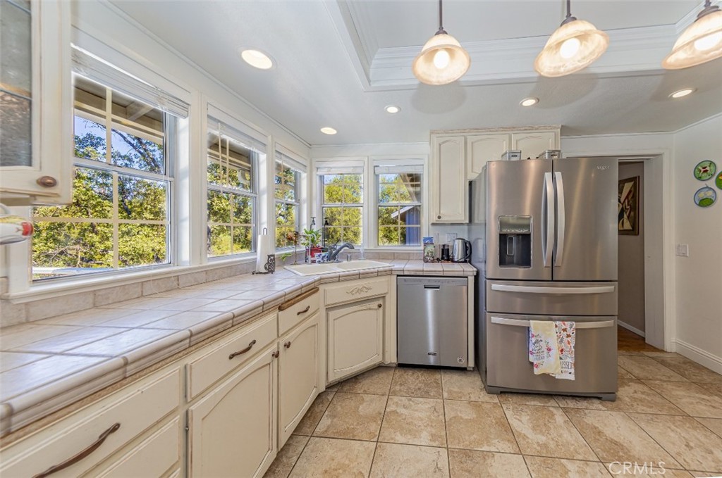 50622 Critter Creek Ln, Oakhurst, CA 93644