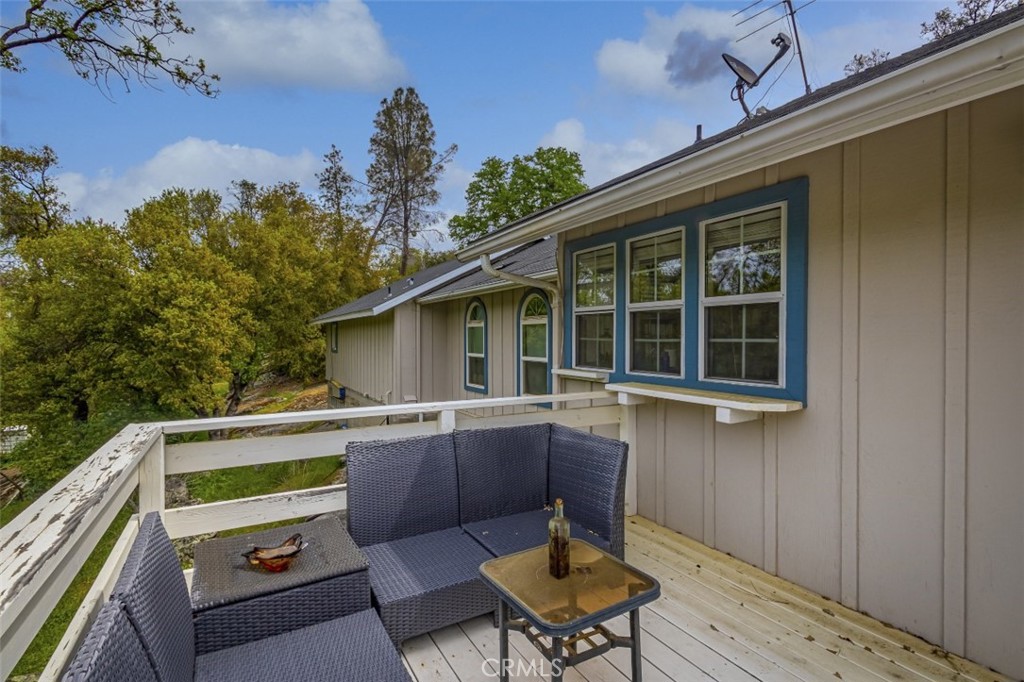 50622 Critter Creek Ln, Oakhurst, CA 93644