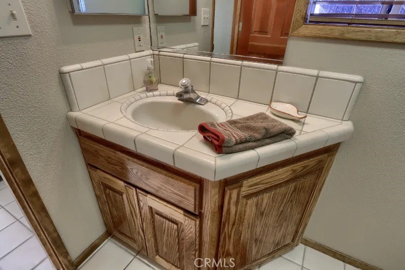 38830 Road 274, Bass Lake, CA 93604