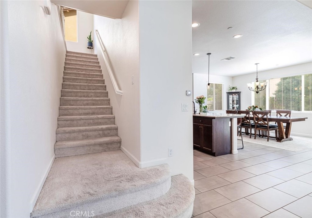 1115 Sanders Ave, Clovis, CA 93619