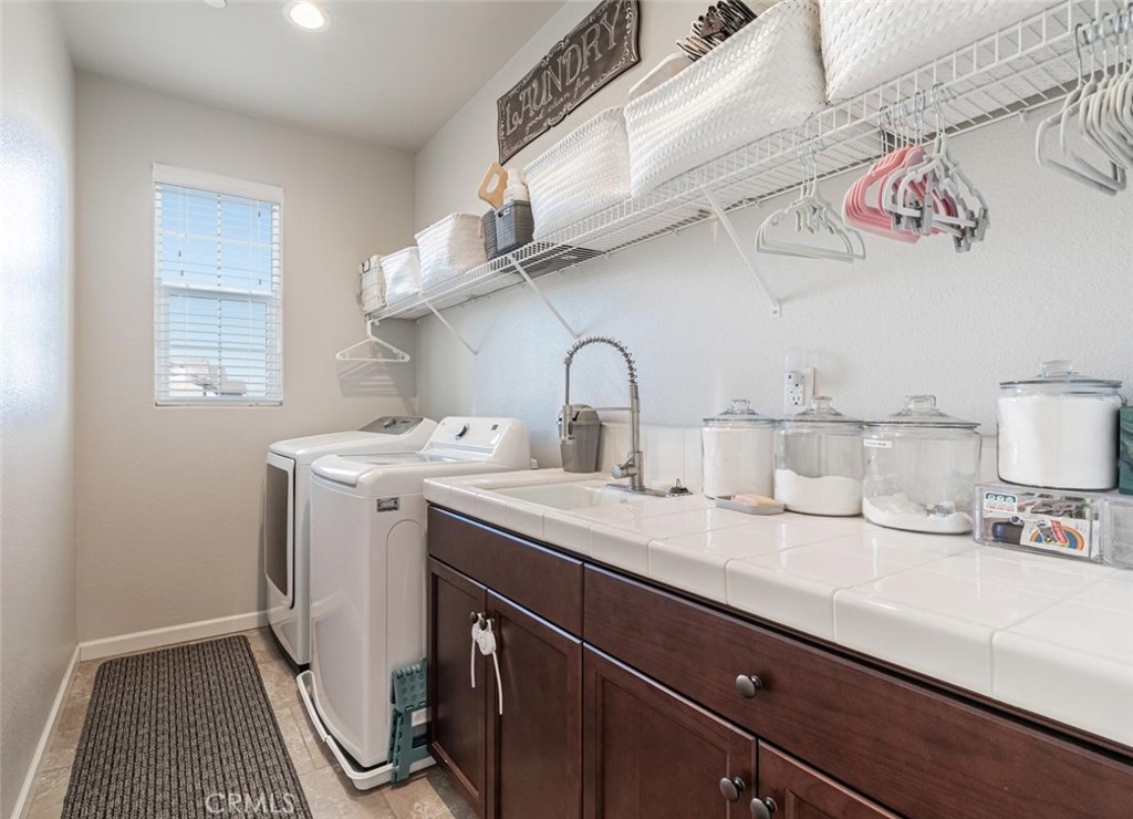 1115 Sanders Ave, Clovis, CA 93619