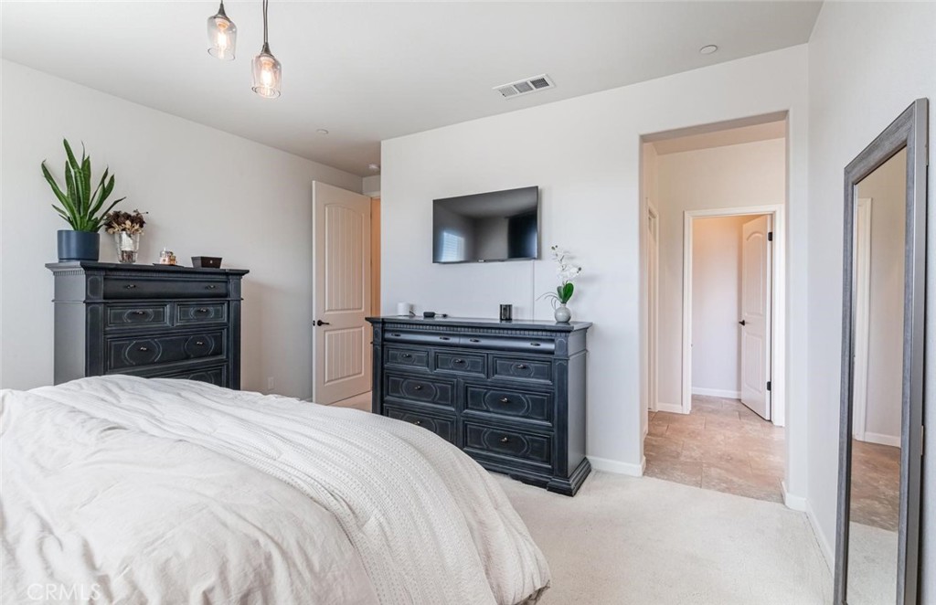1115 Sanders Ave, Clovis, CA 93619