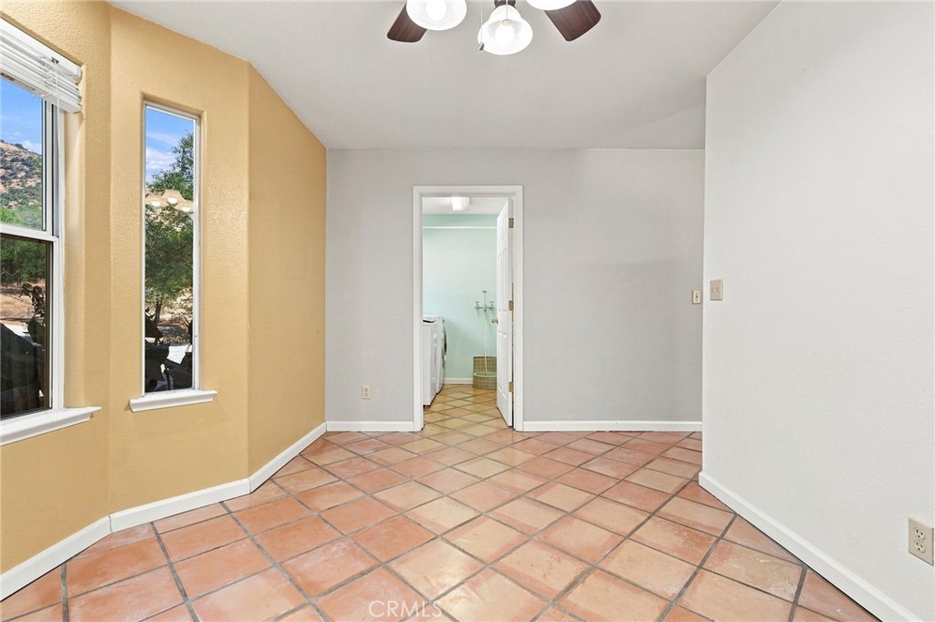1184 Elwood, Squaw Valley, CA 93675
