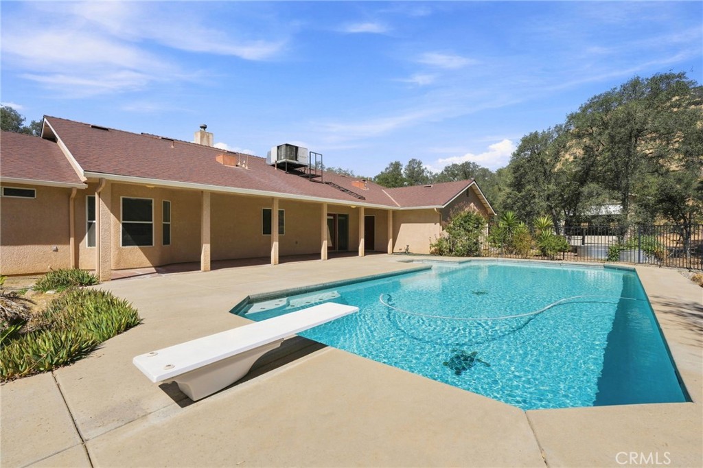 1184 Elwood, Squaw Valley, CA 93675