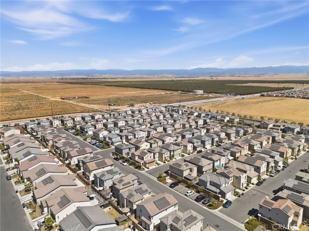 1123 W Royalty, Madera, CA 93636