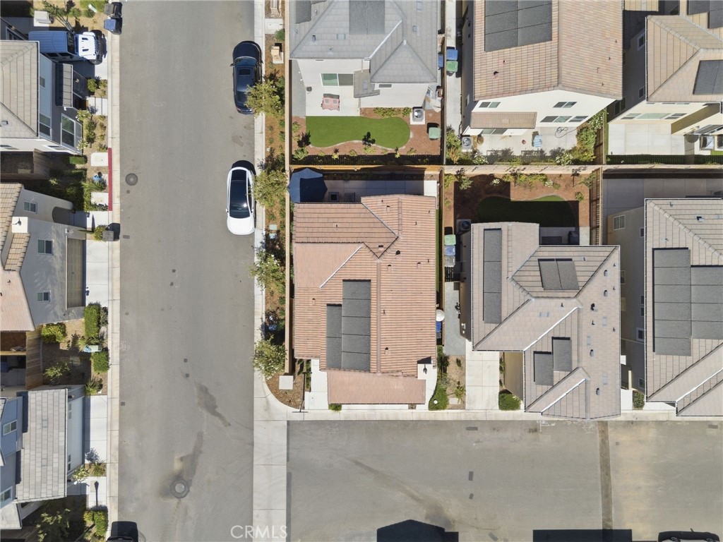 1123 W Royalty, Madera, CA 93636
