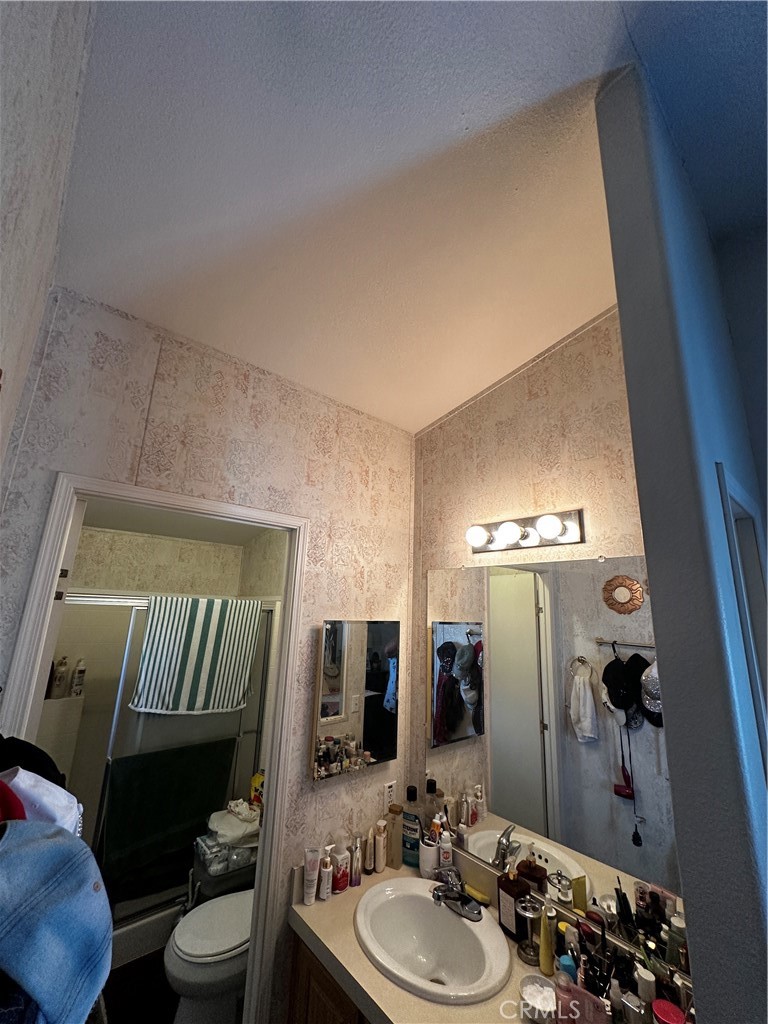 1907 Dairy Ave #16, Corcoran, CA 93212