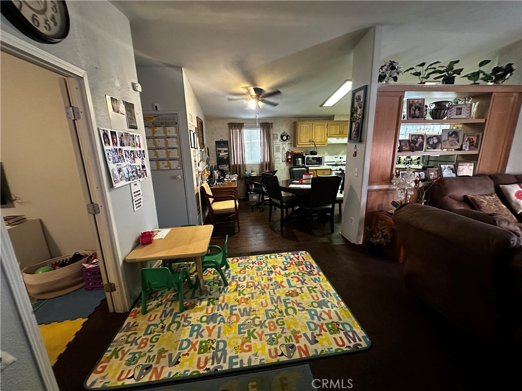 1907 Dairy Ave #16, Corcoran, CA 93212