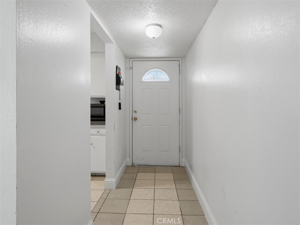 649 W Ashcroft, Clovis, CA 93612