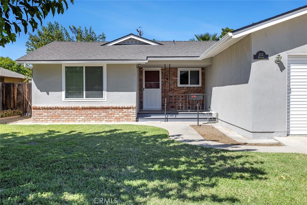 212 Harvard Ave, Coalinga, CA 93210