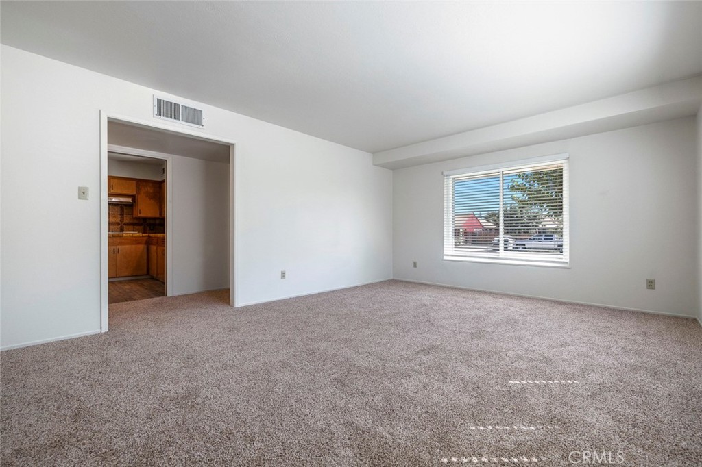 212 Harvard Ave, Coalinga, CA 93210
