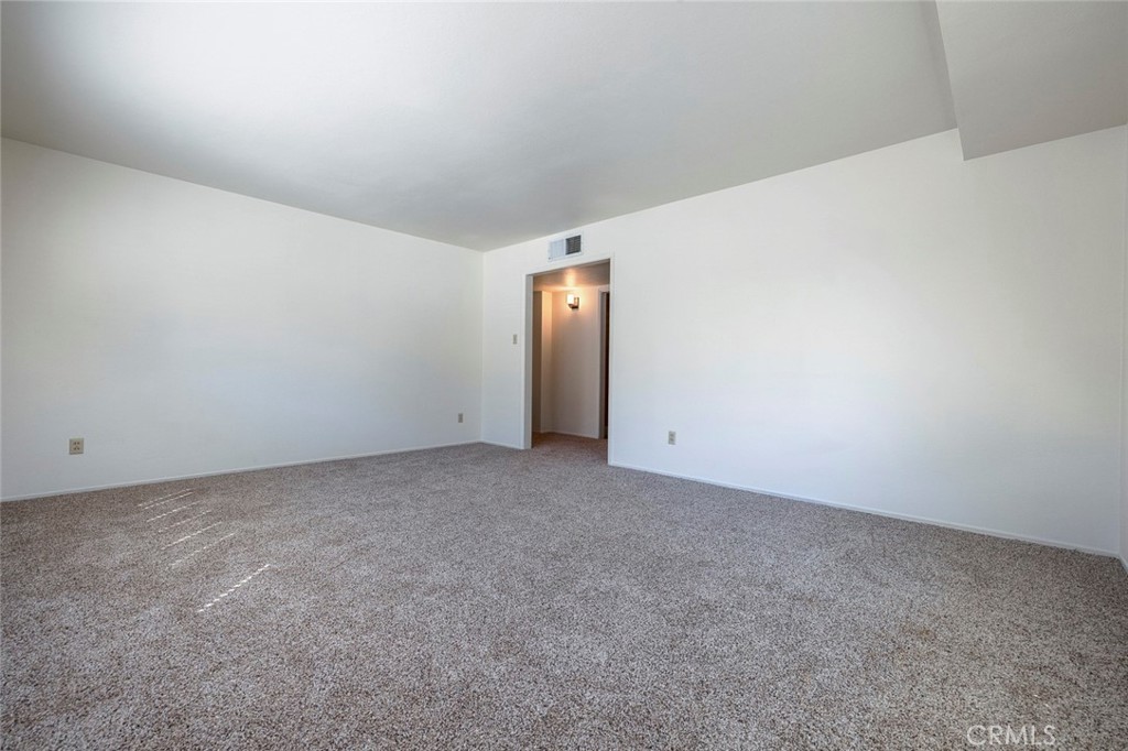 212 Harvard Ave, Coalinga, CA 93210