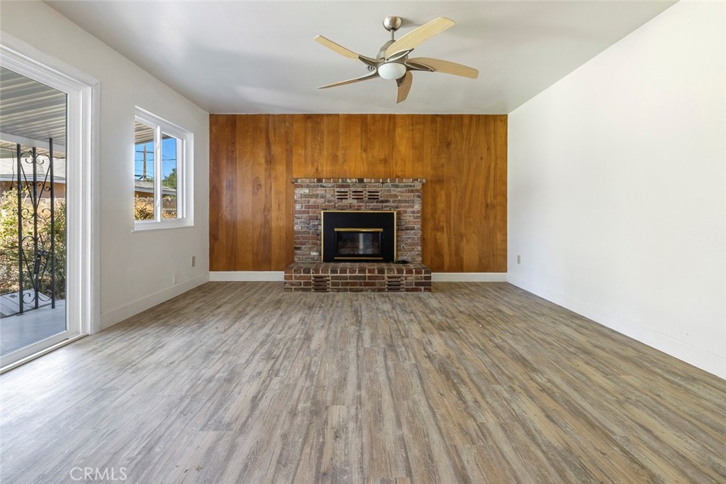 212 Harvard Ave, Coalinga, CA 93210
