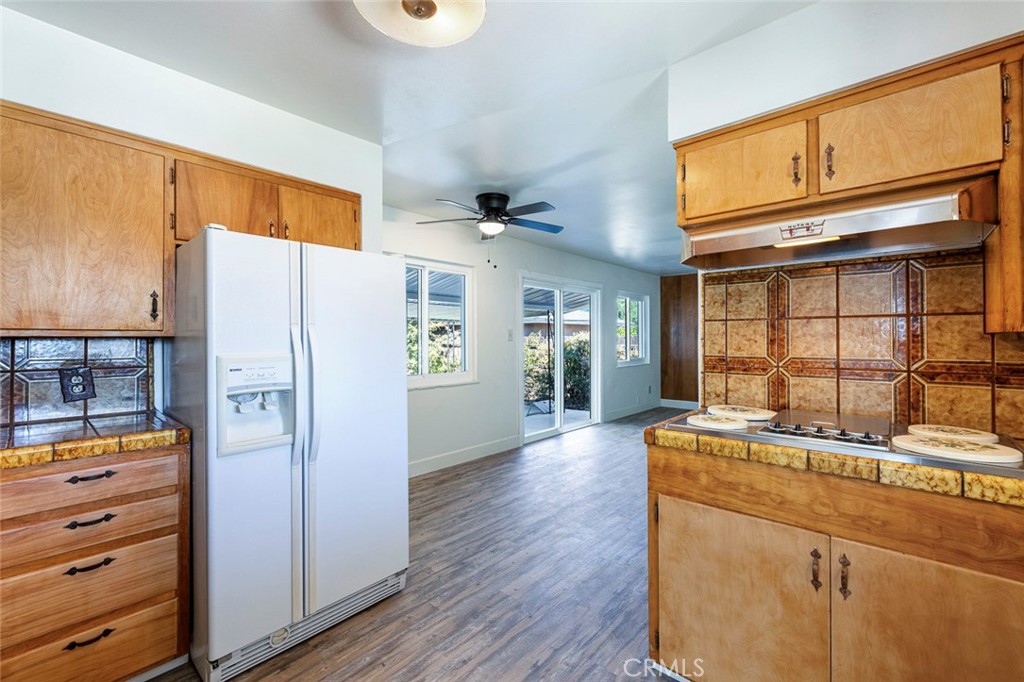 212 Harvard Ave, Coalinga, CA 93210