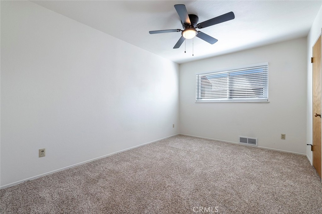 212 Harvard Ave, Coalinga, CA 93210