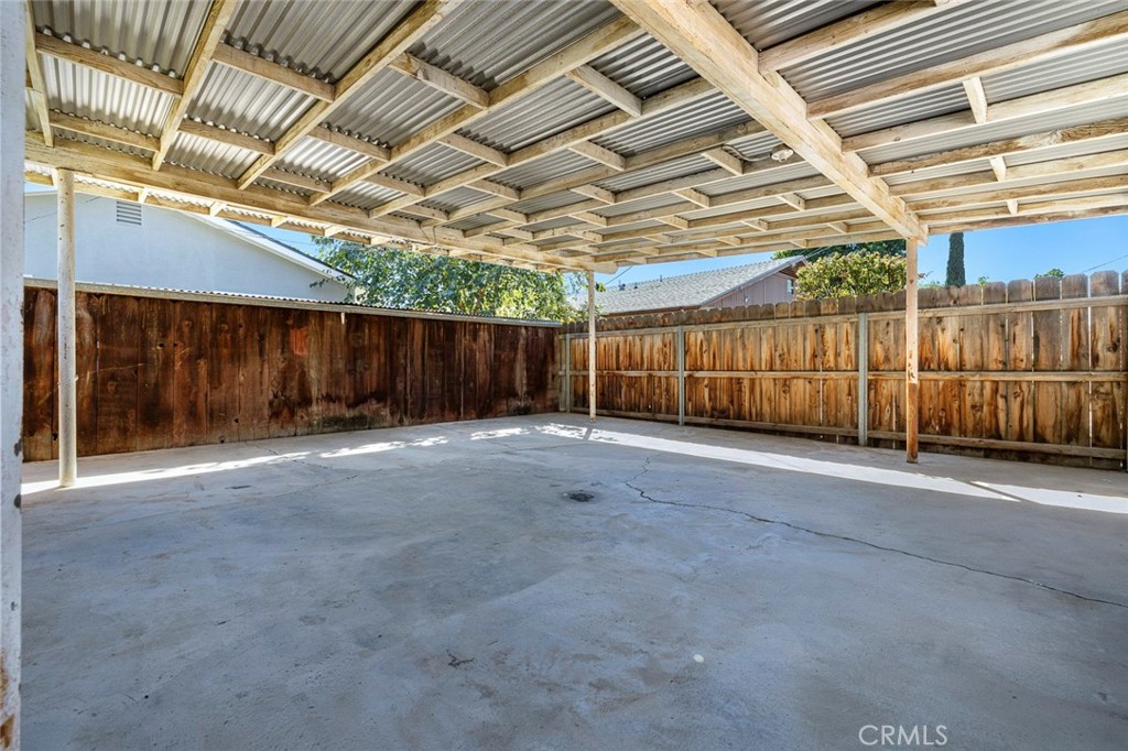 212 Harvard Ave, Coalinga, CA 93210