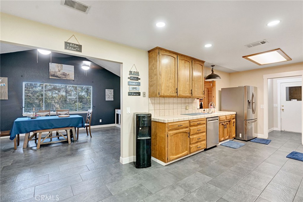 18654 Ridgedale, Madera, CA 93638
