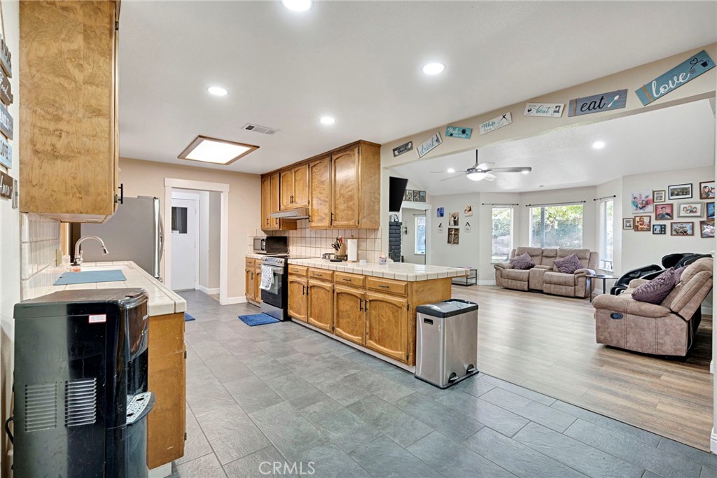 18654 Ridgedale, Madera, CA 93638
