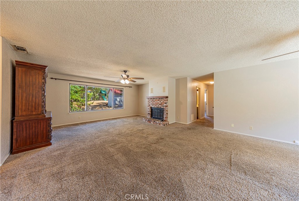 45453 N Oakview, Oakhurst, CA 93644
