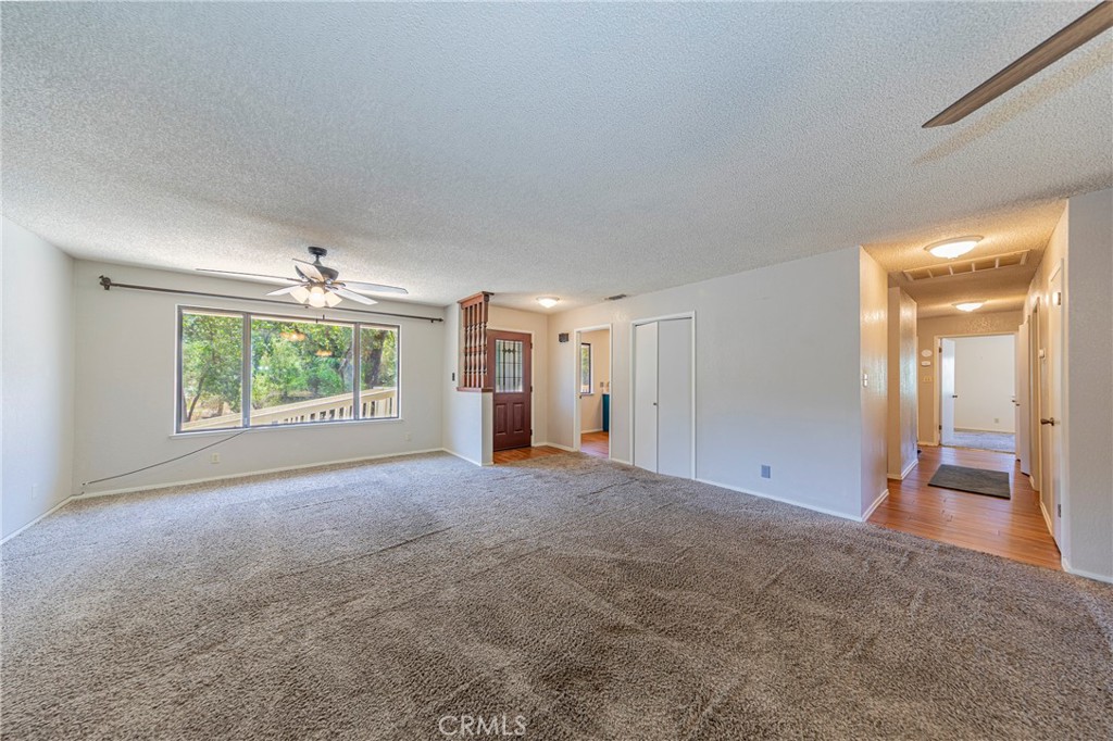 45453 N Oakview, Oakhurst, CA 93644