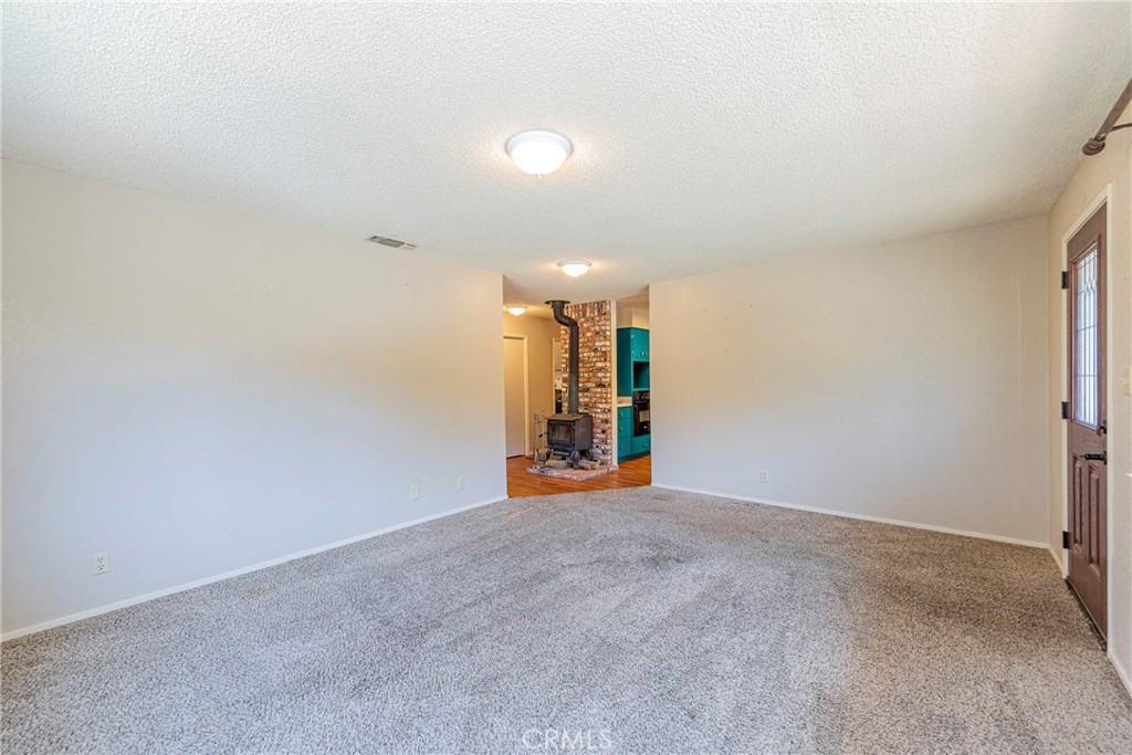 45453 N Oakview, Oakhurst, CA 93644