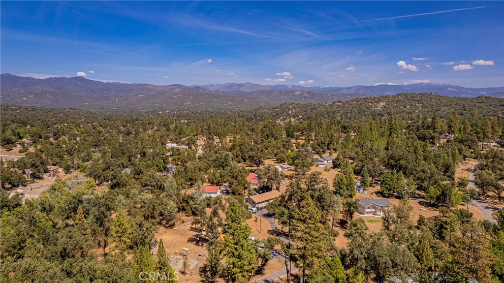 45453 N Oakview, Oakhurst, CA 93644
