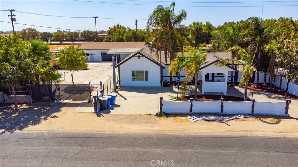 815 E 5th, Hanford, CA 93230