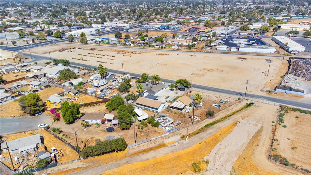 815 E 5th, Hanford, CA 93230