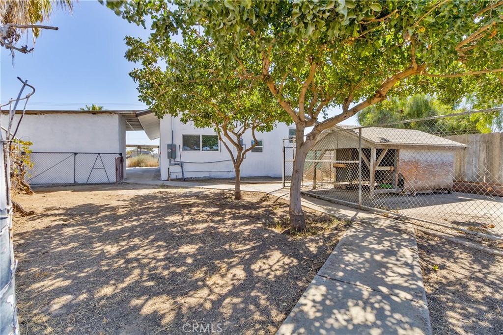 815 E 5th, Hanford, CA 93230