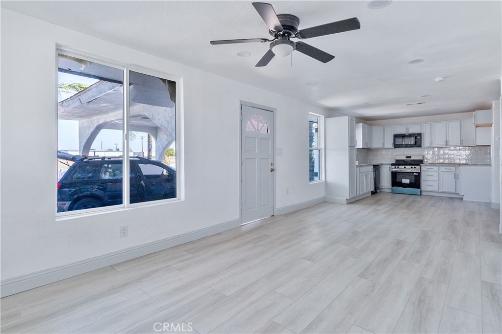 815 E 5th, Hanford, CA 93230