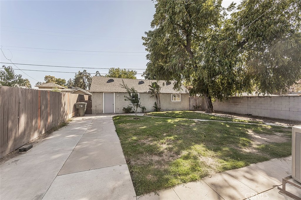 906 E Fountain, Fresno, CA 93704