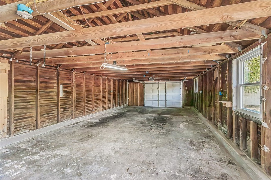 906 E Fountain, Fresno, CA 93704