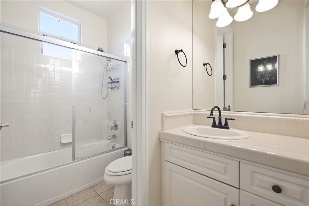 3141 Serena, Clovis, CA 93619