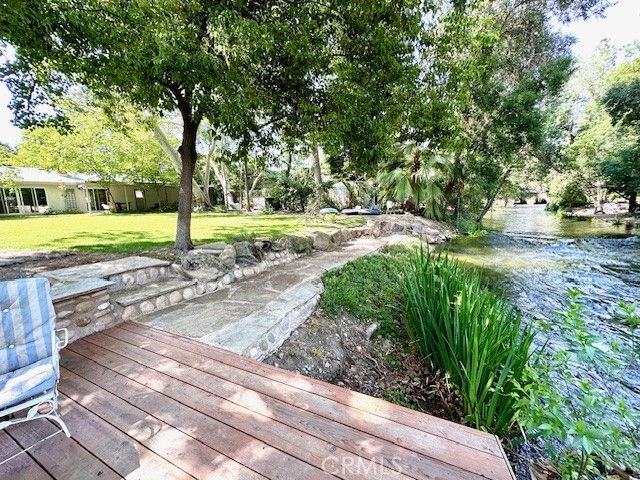 210 Wood Duck Ave, Sanger, CA 93657