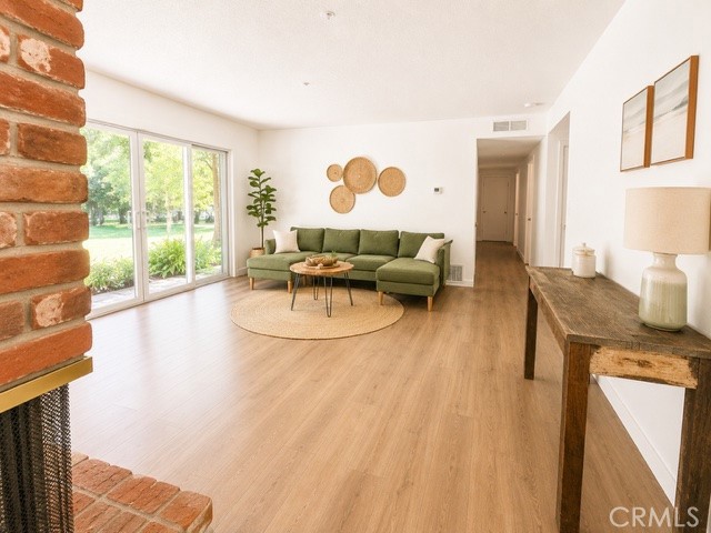 210 Wood Duck Ave, Sanger, CA 93657