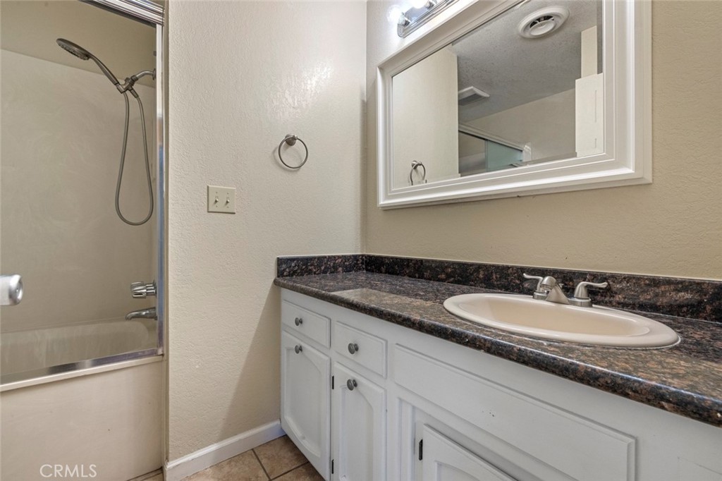 2905 Debbie, Modesto, CA 95350