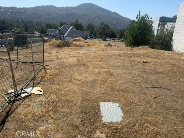 40385 Highway 41, Oakhurst, CA 93644