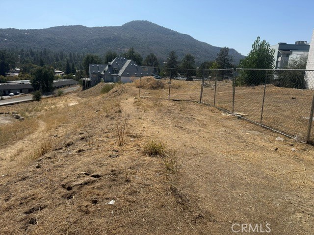 40385 Highway 41, Oakhurst, CA 93644