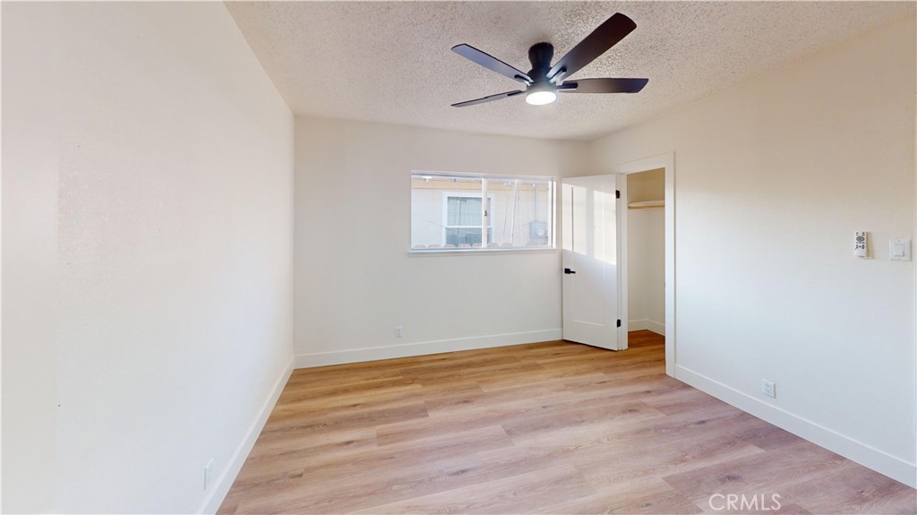 20943 S Castro, Laton, CA 93242