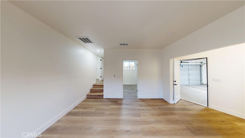 20943 S Castro, Laton, CA 93242