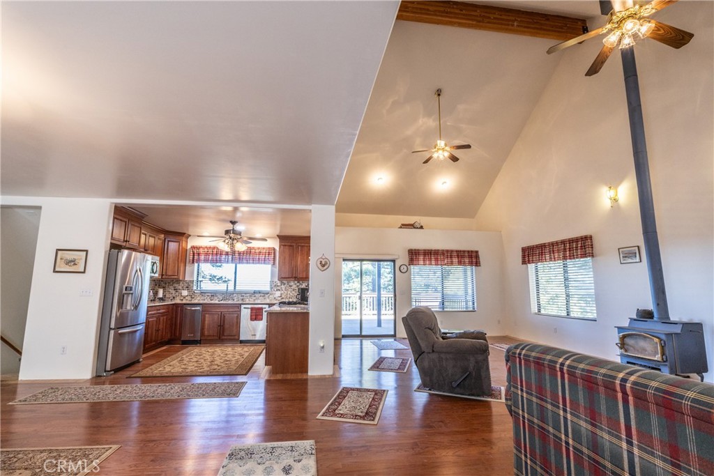 7501 Yosemite Park Way, Yosemite, CA 95389