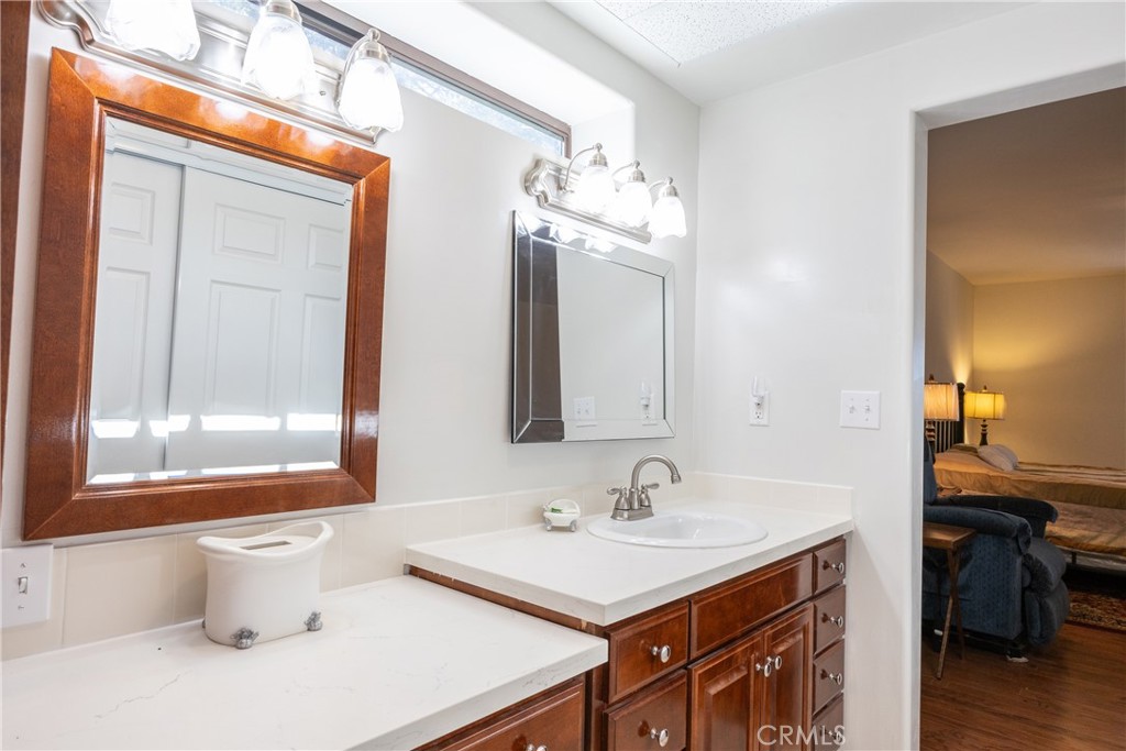 7501 Yosemite Park Way, Yosemite, CA 95389