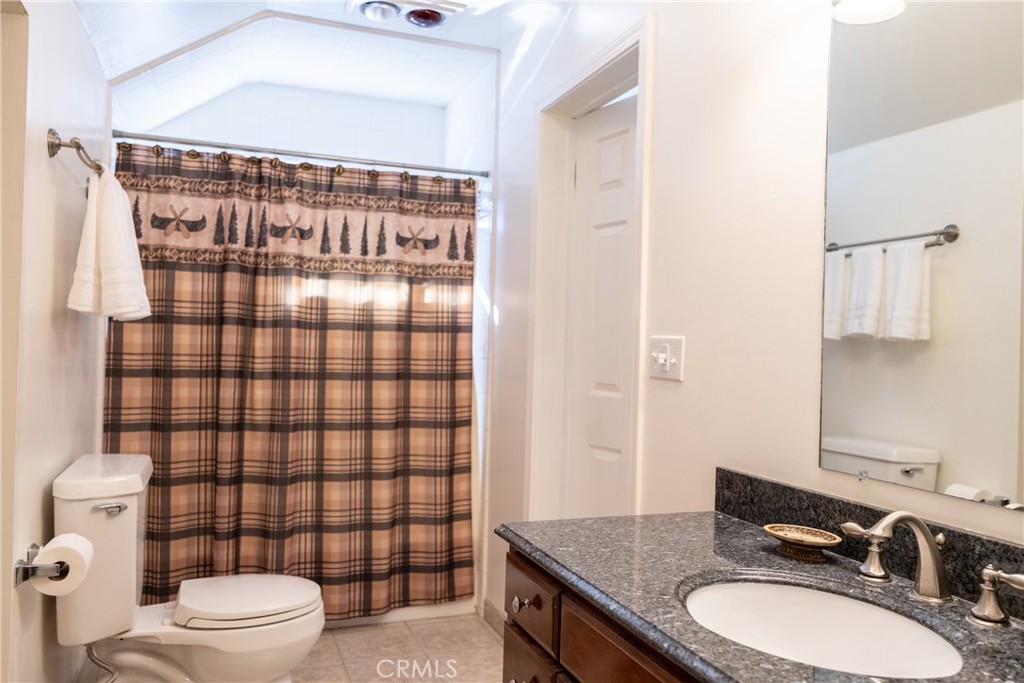 7501 Yosemite Park Way, Yosemite, CA 95389