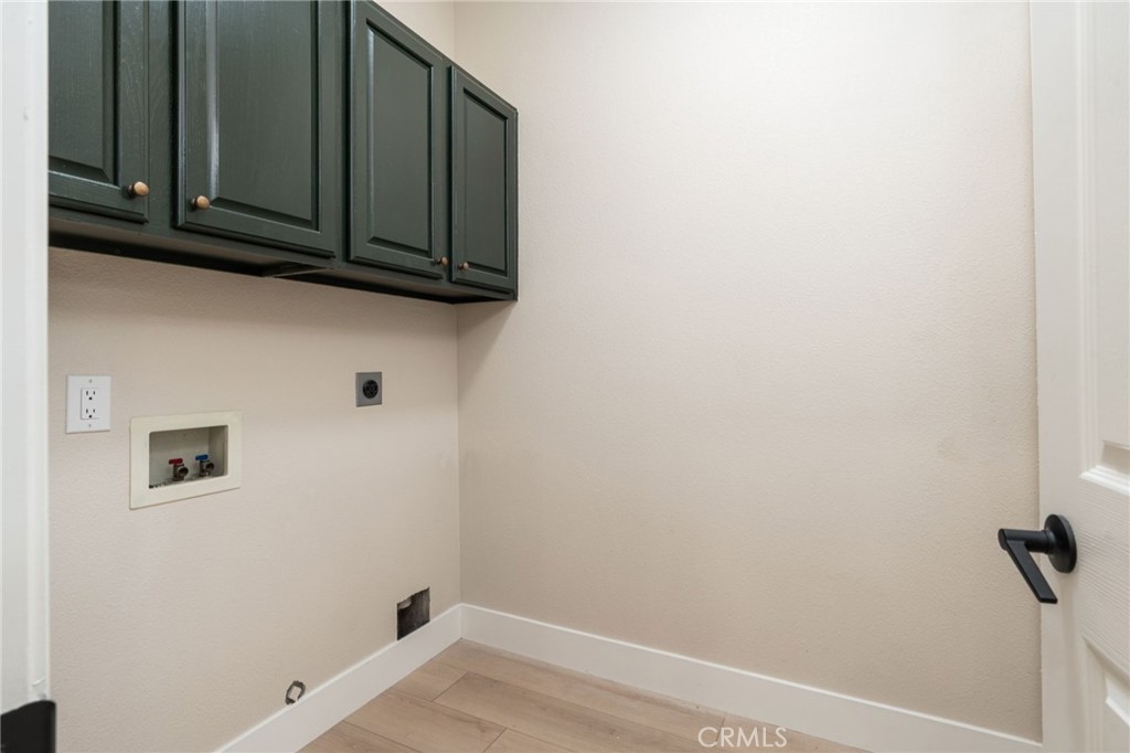 1814 White Pines Ct, Atwater, CA 95301
