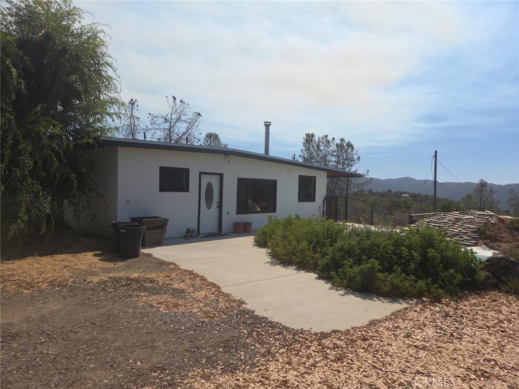 43980 CA-49, Ahwahnee, CA 93601