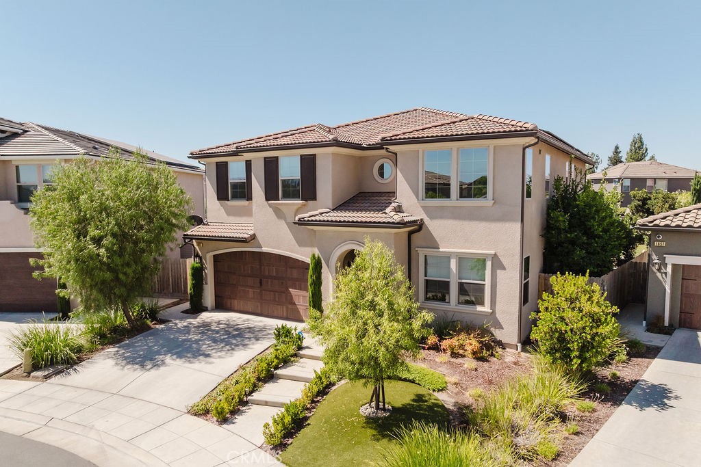 1671 E Bella Fiore, Fresno, CA 93730