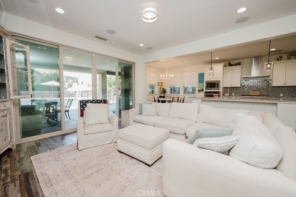 1671 E Bella Fiore, Fresno, CA 93730
