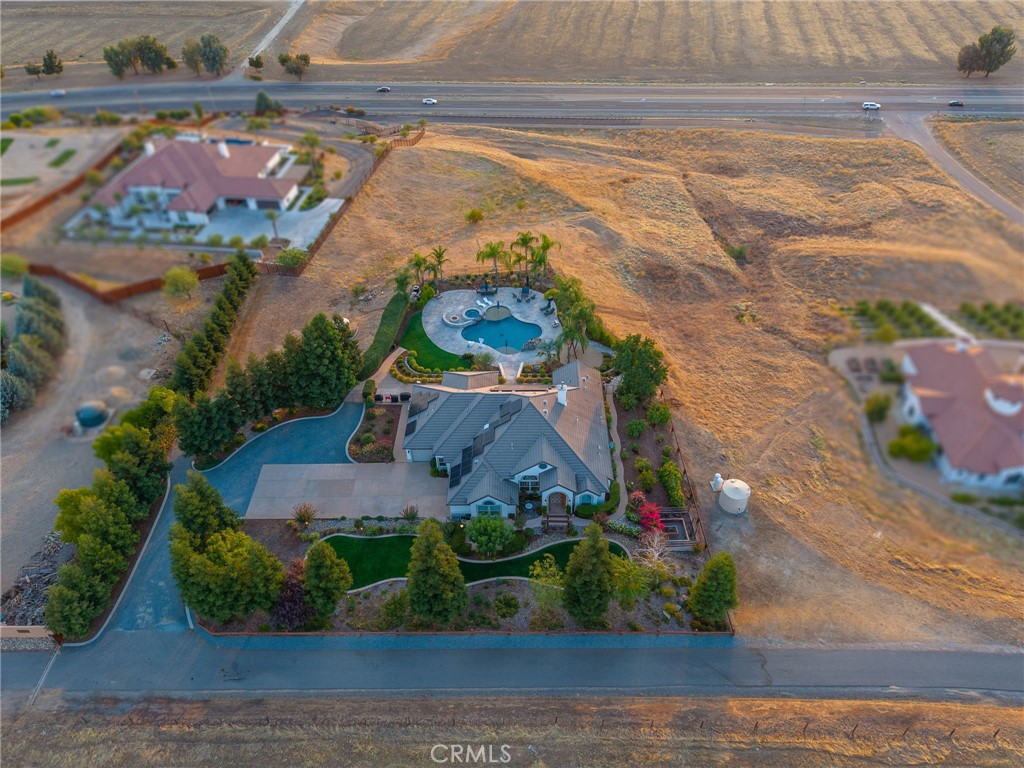15640 N Friant, Friant, CA 93626
