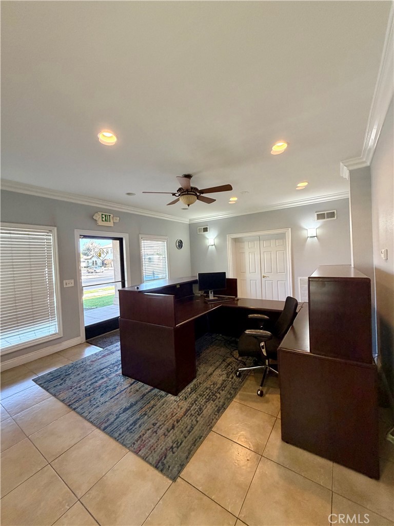 400 W Yosemite Ave, Madera, CA 93637